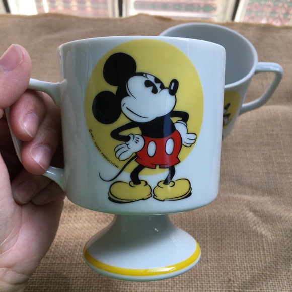 Set of 2! Vintage Mickey Mouse/ Disneyland Mugs! - Picture 5 of 5